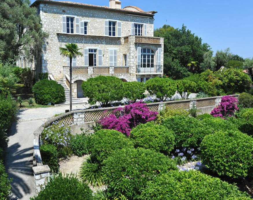 During your stay in Canetmerle, discover the Renoir Museum in Cagnes-sur-Mer