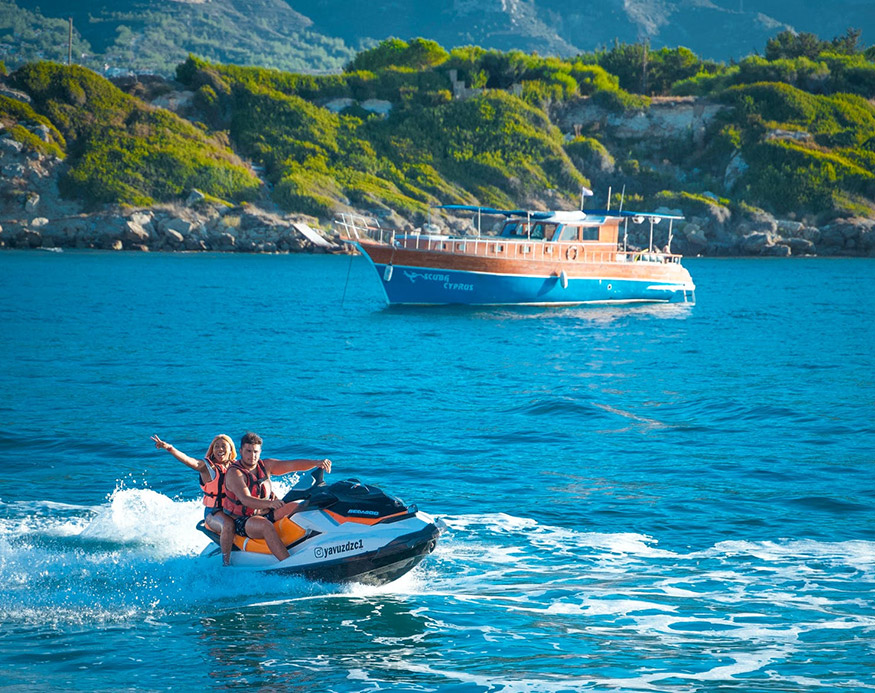 your stay on the Côte d'Azur at Le Cantemerle, moments of sport and nature