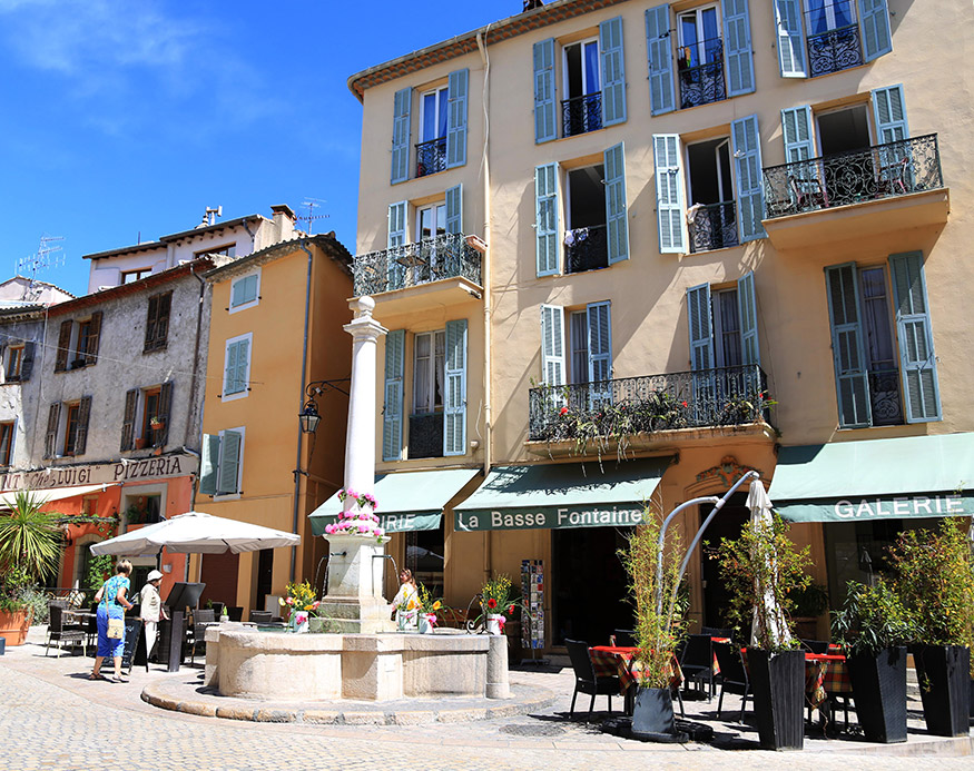 Stay on the French Riviera at Le Cantemerle in Vence
