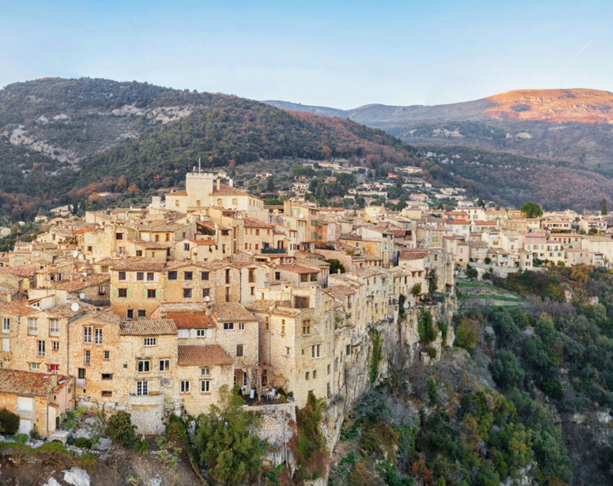 Stay on the French Riviera at Cantemerle near Tourette