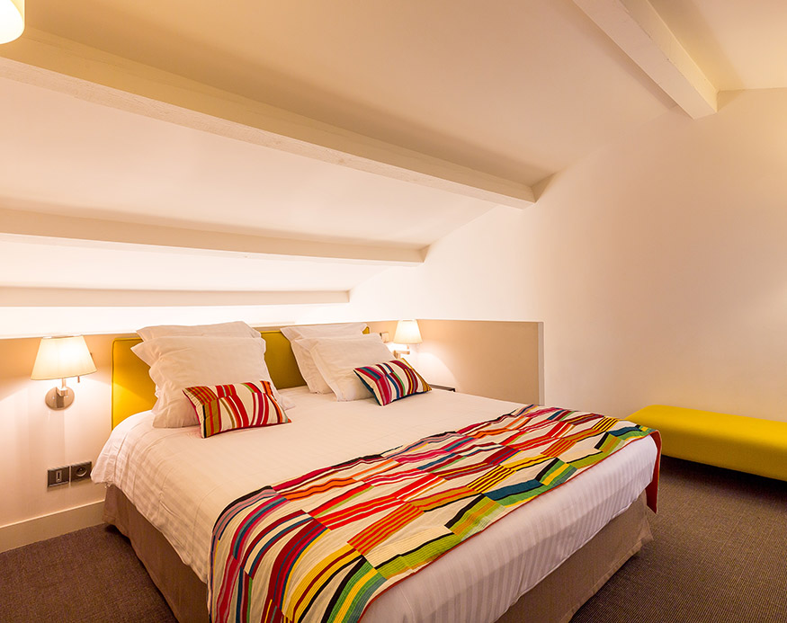 Buchen Sie ein Zimmer in Vence in den Seealpen