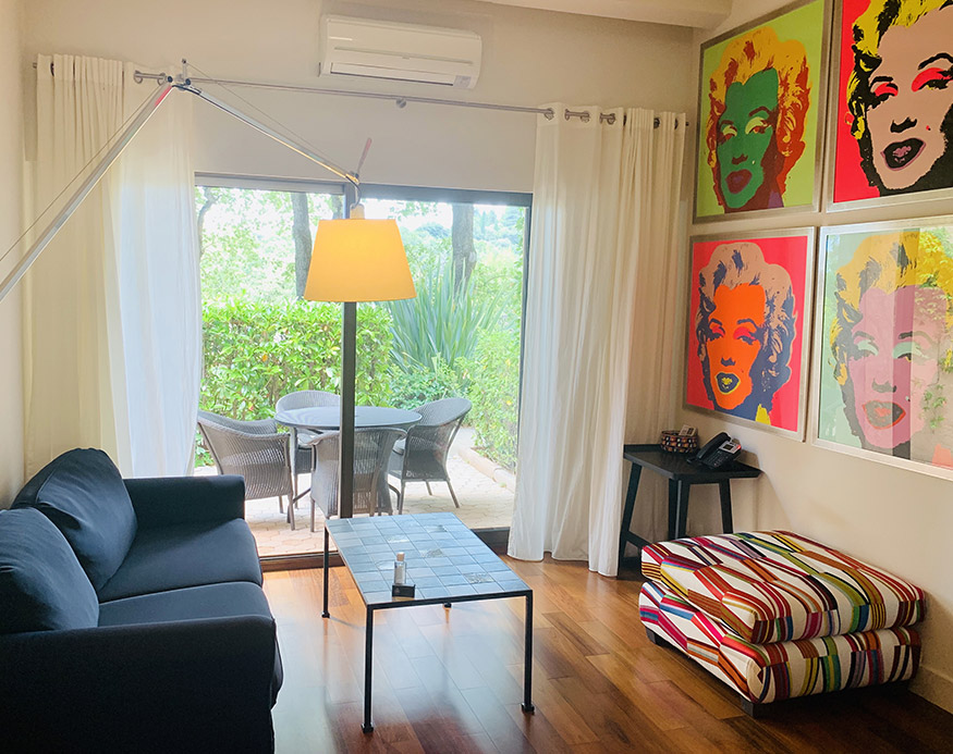 Buchen Sie ein Zimmer in Vence in den Seealpen