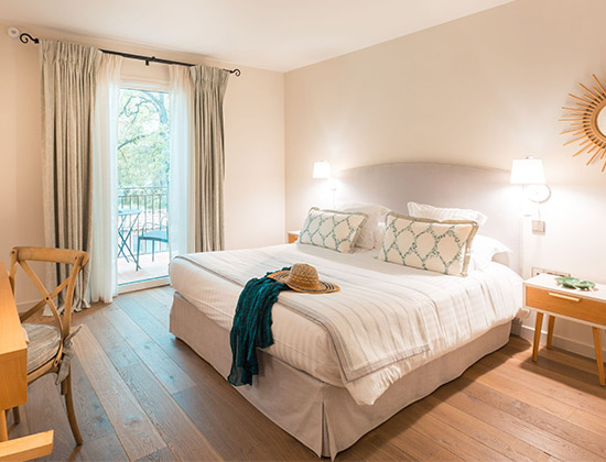 Réserver chambre à Vence dans les alpes maritimes